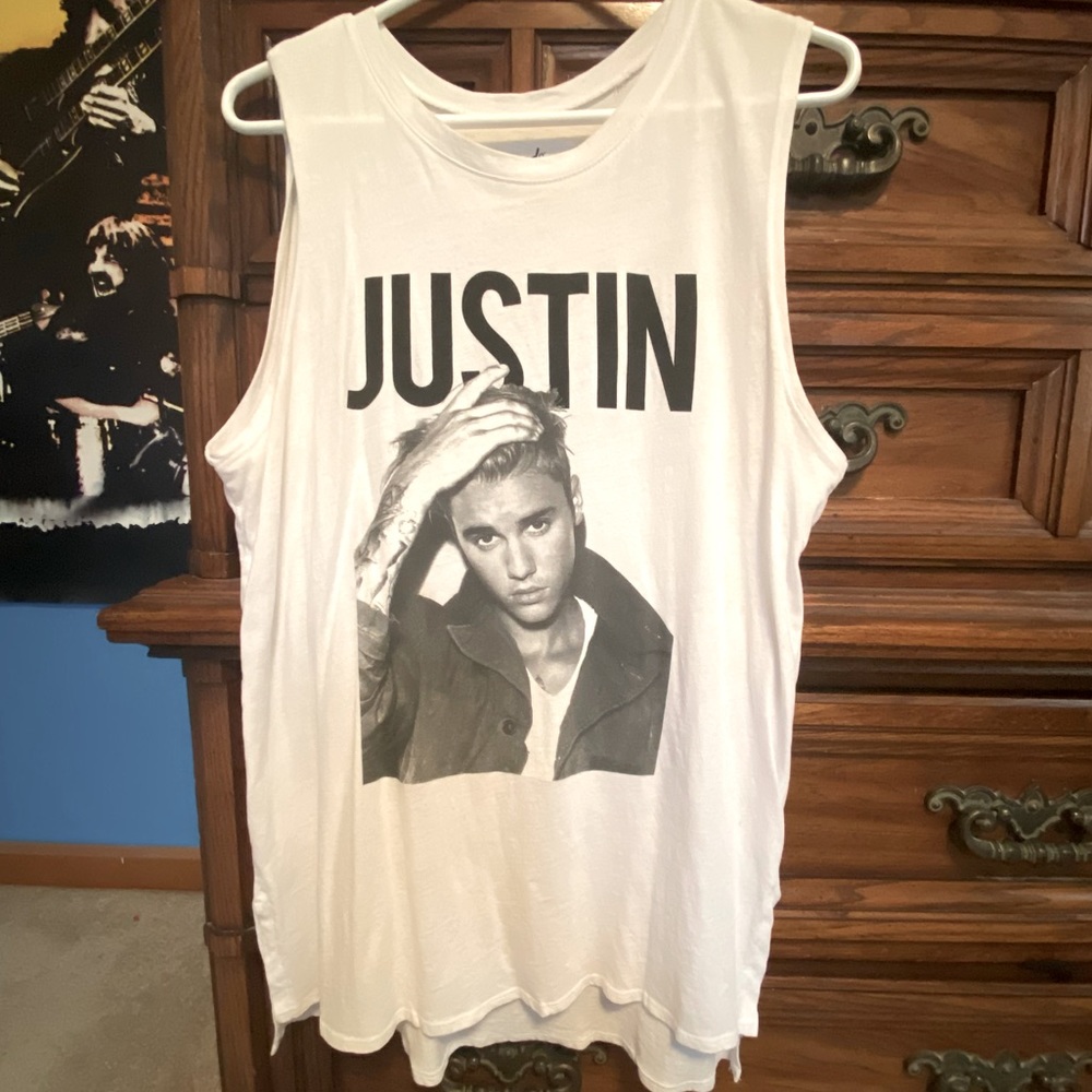 Justin Bieber Tank